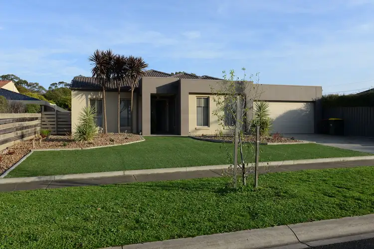 22 Vanstan Street, Ararat VIC 3377