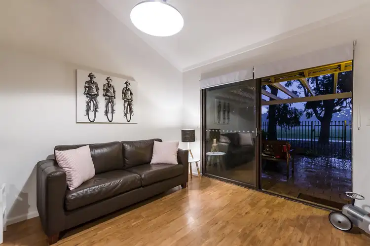 Fifth view of Homely villa listing, 25/9 Brentham Street, Leederville WA 6007