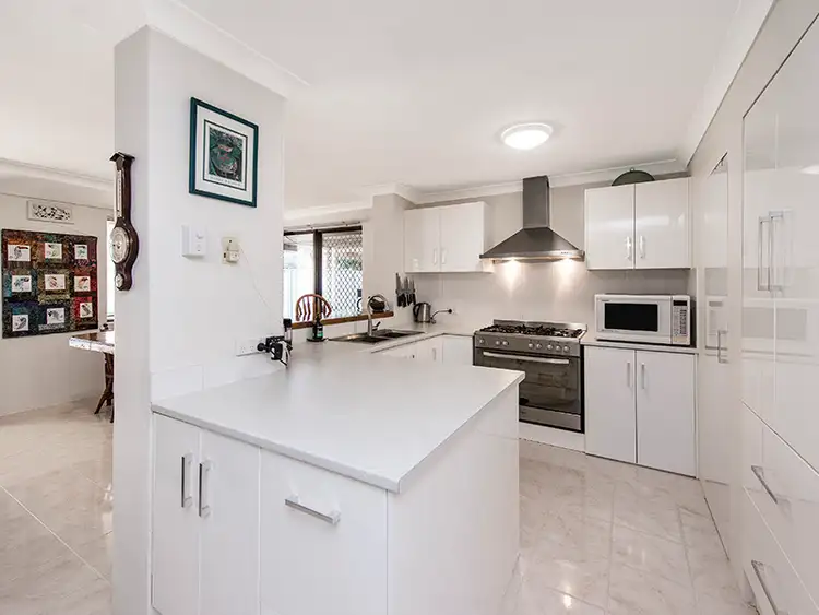 9 Butcher Road, High Wycombe WA 6057