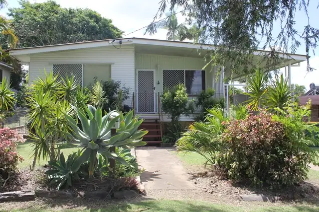 28 Trumpy Street, Silkstone QLD 4304