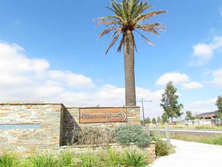 23 Carramar Drive, Melton West VIC 3337