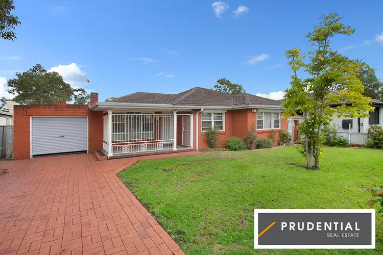 4 Reservoir Rd, Mount Pritchard NSW 2170