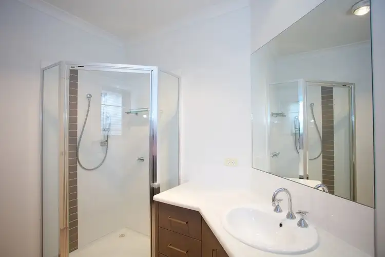 Seventh view of Homely townhouse listing, 343 Baillie Street, Horsham VIC 3400