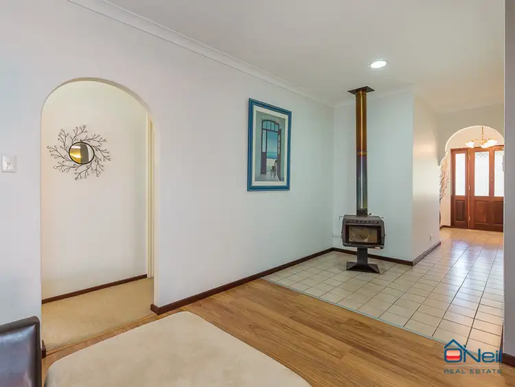 Sixth view of Homely house listing, 33 Shipbourne Way, Huntingdale WA 6110