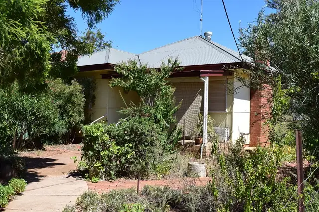 52 Close Street, Parkes NSW 2870