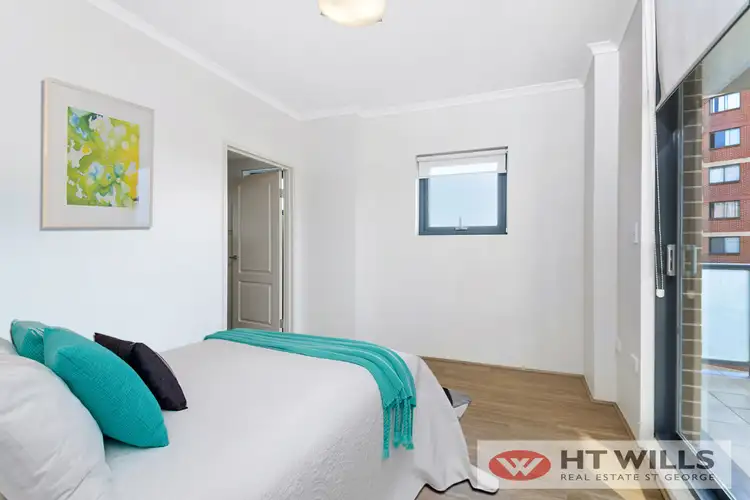 Fifth view of Homely unit listing, 18/11-13 Treacy Street, Hurstville NSW 2220