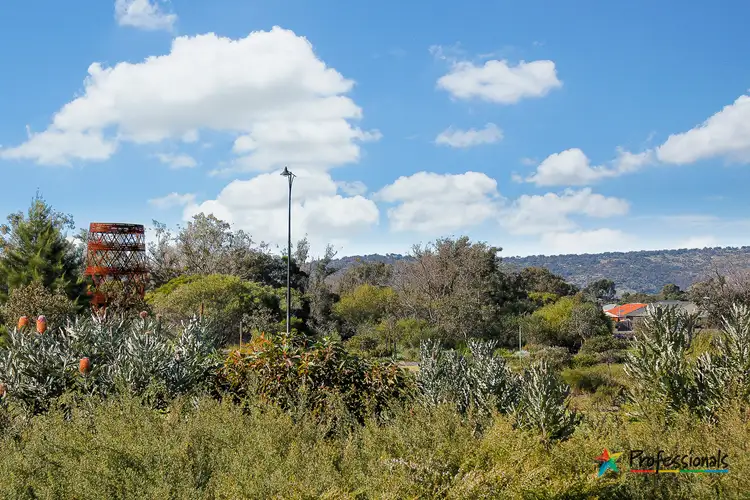 Second view of Homely house listing, 10 Willeroo Way, Ellenbrook WA 6069
