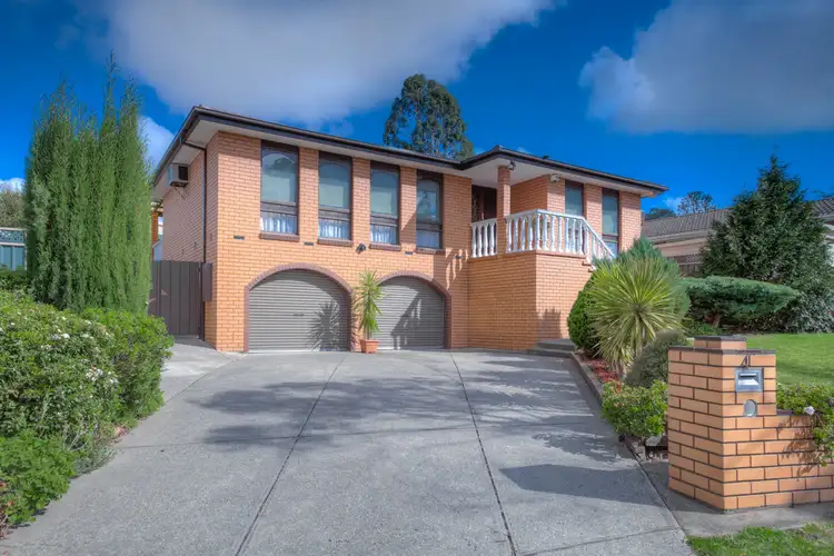 4 Mowbray Court, Sunbury VIC 3429