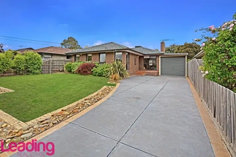 14 Felton Avenue, Sunbury VIC 3429