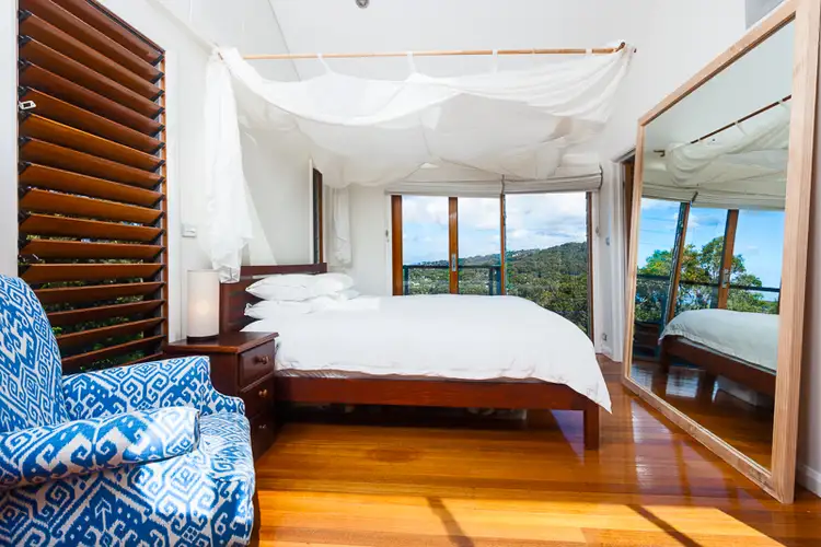 Sixth view of Homely house listing, 10 Crane Lodge Place, Palm Beach NSW 2108