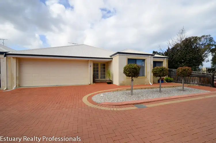 9/185 Oakmont Avenue, Meadow Springs WA 6210