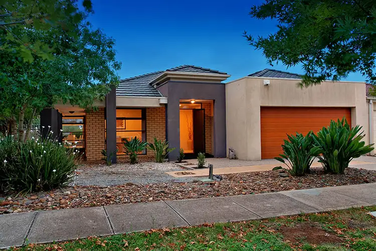 1 Fairhaven Boulevard, Melton West VIC 3337