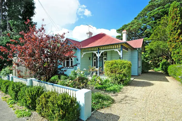 18 Ada Street, Katoomba NSW 2780