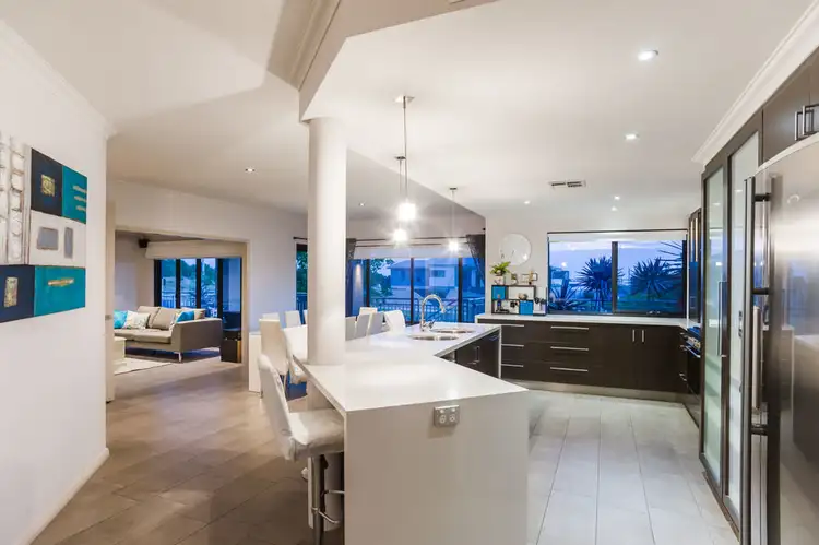 Sixth view of Homely house listing, 2 Orsino Boulevard, North Coogee WA 6163