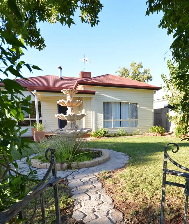 17 Bringan Street, Griffith NSW 2680