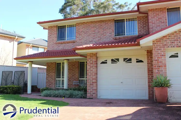 26B Fullerton Circuit, St Helens Park NSW 2560