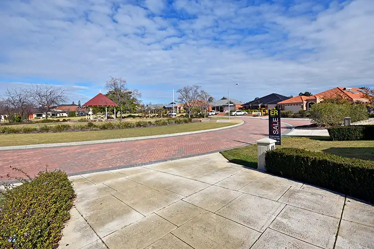 Fifth view of Homely house listing, 17 Fairview Heights, Ellenbrook WA 6069