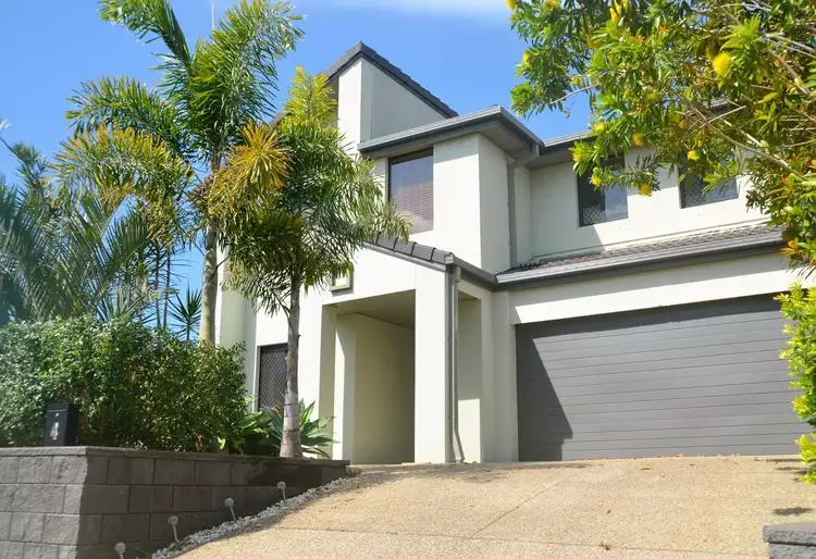 4 Pebble Court, Peregian Springs QLD 4573