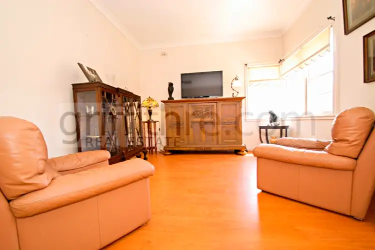 16 Curtin Street, Griffith NSW 2680
