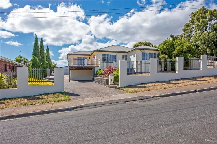 11 West Street, Upper Burnie TAS 7320