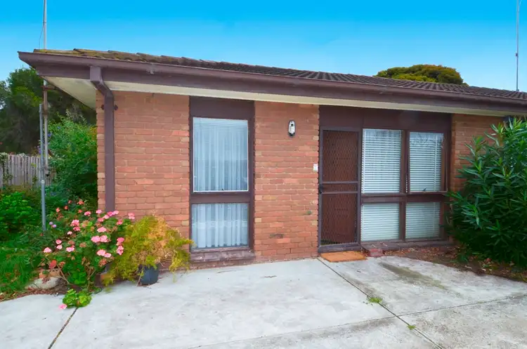 8/1 Holyrood Avenue, Newtown VIC 3220