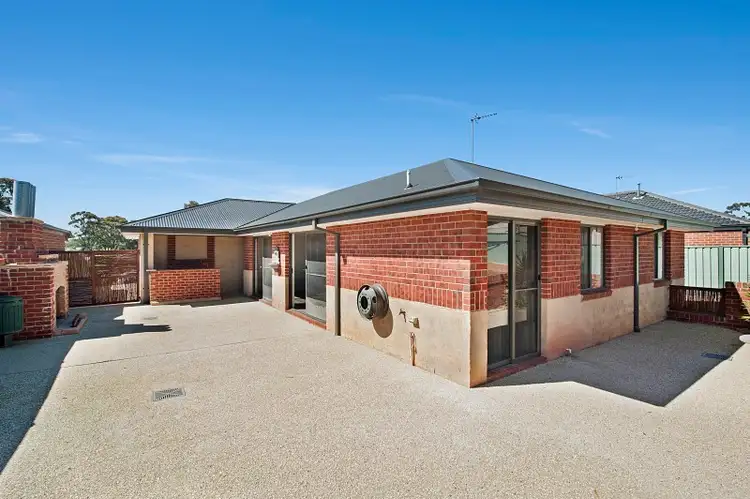 Fifth view of Homely house listing, 28 Irontree Close, Kangaroo Flat VIC 3555