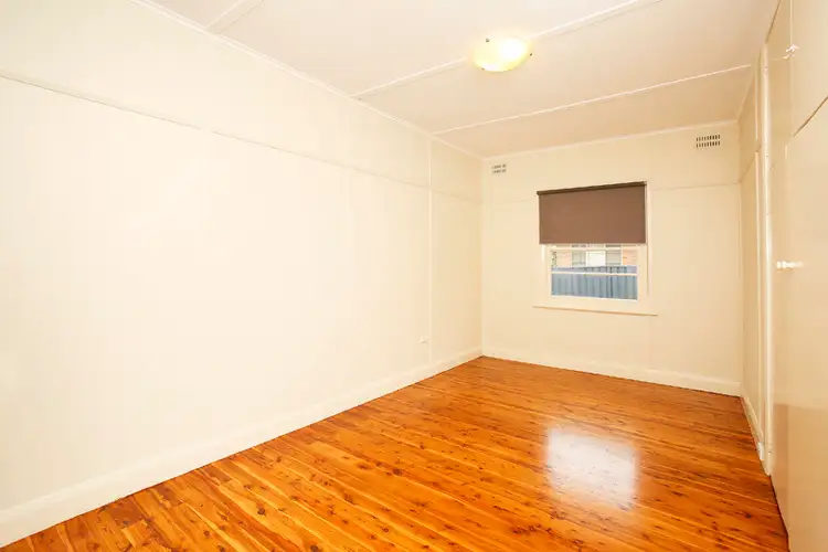 Sixth view of Homely house listing, 8 Railway Parade, Mittagong NSW 2575