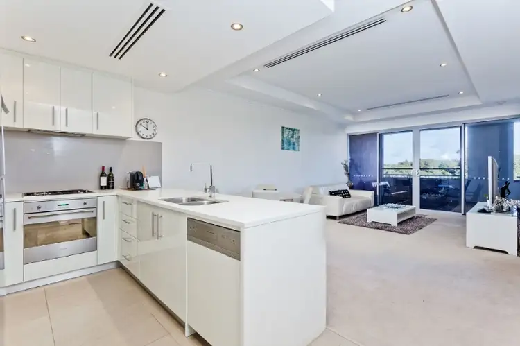 Main view of Homely unit listing, 5/25 Bournemouth Crescent, Wembley Downs WA 6019