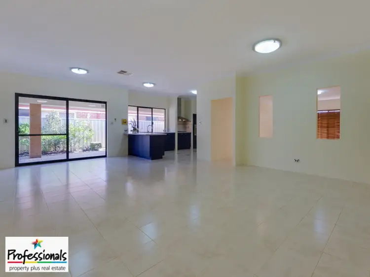 Sixth view of Homely house listing, 6 Calley Way, Canning Vale WA 6155