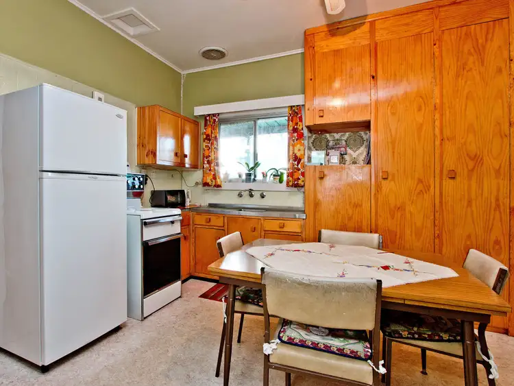 Fifth view of Homely house listing, 5 Marena Drive, Brahma Lodge SA 5109