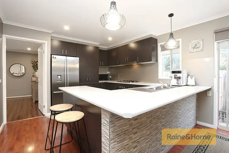 Fifth view of Homely house listing, 8 Emerson Court, Roxburgh Park VIC 3064