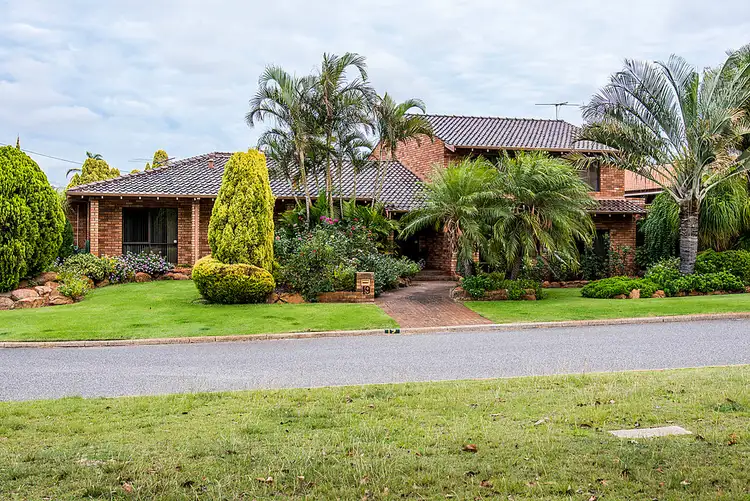 19 Earlston Way, Booragoon WA 6154