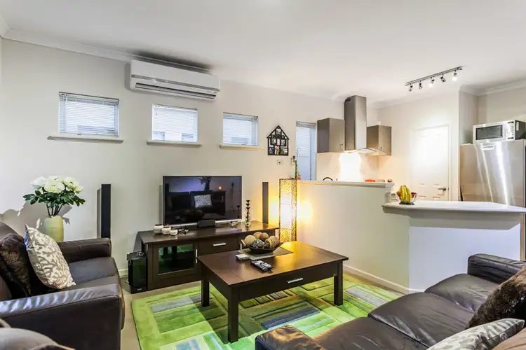 Sixth view of Homely house listing, 27 Mosedale Loop, Waikiki WA 6169