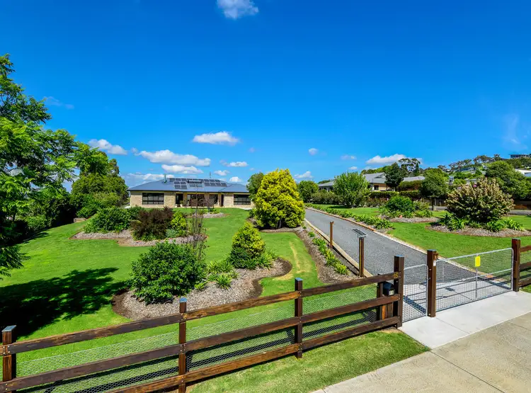 15 Freyling Road, Hodgson Vale QLD 4352