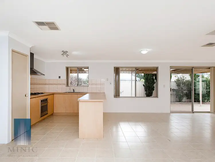 Fifth view of Homely house listing, 18 Copper Lane, Wattle Grove WA 6107