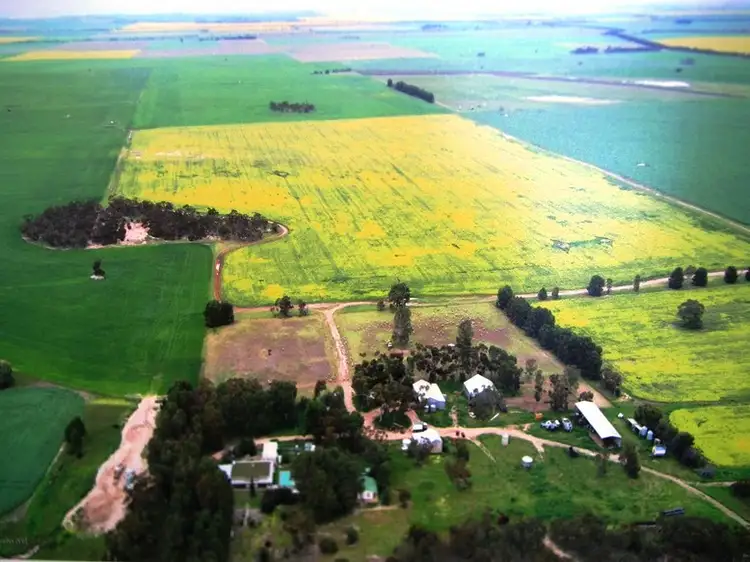 Section 34 Hundred of Shannon, Karkoo via, Cummins SA 5631