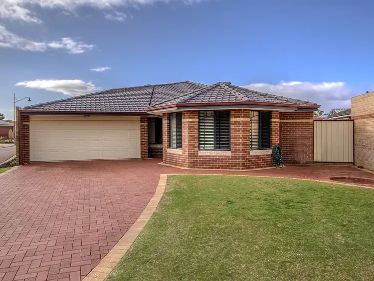 Second view of Homely house listing, 10 Pulsano Mews, Secret Harbour WA 6173