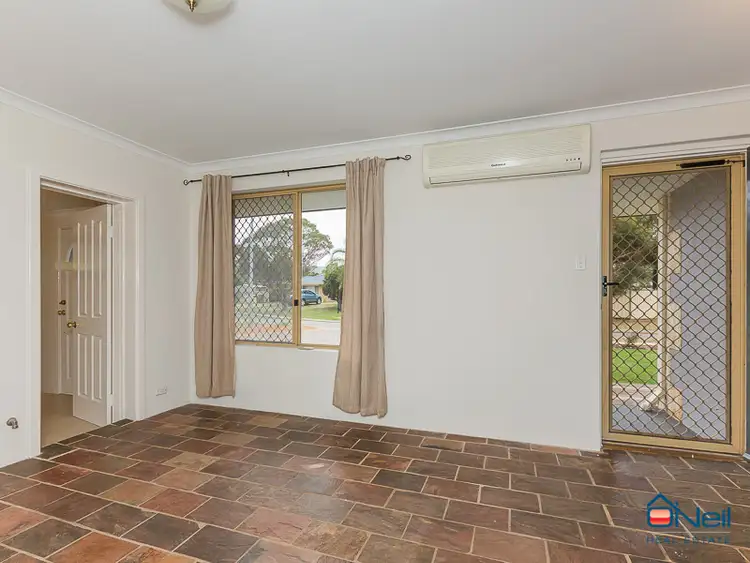 Fifth view of Homely house listing, 2 Bobtail Close, Brookdale WA 6112