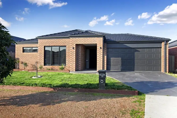 Main view of Homely house listing, 19 Bristlebird Way, Truganina VIC 3027