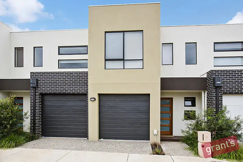 Main view of Homely townhouse listing, 6 Old Trafford Way, Officer VIC 3809