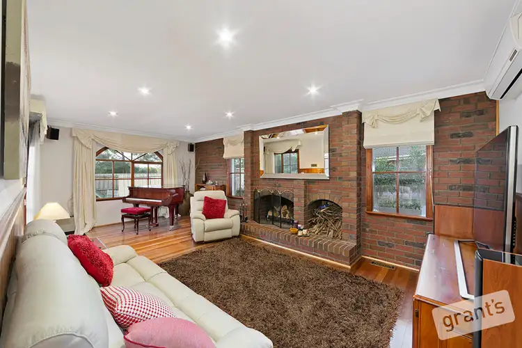 Sixth view of Homely house listing, 3 Mary Court, Berwick VIC 3806