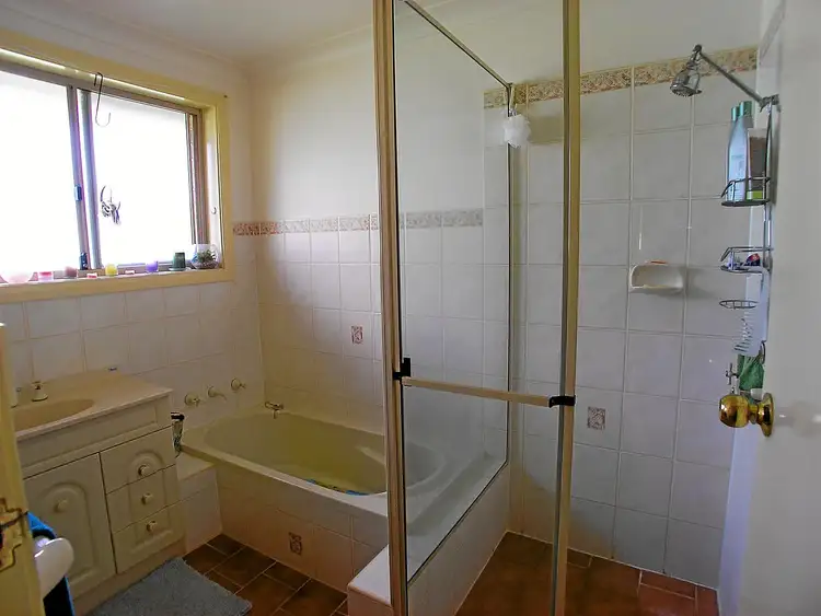 Fifth view of Homely house listing, 40 Coombes Place, Orange NSW 2800