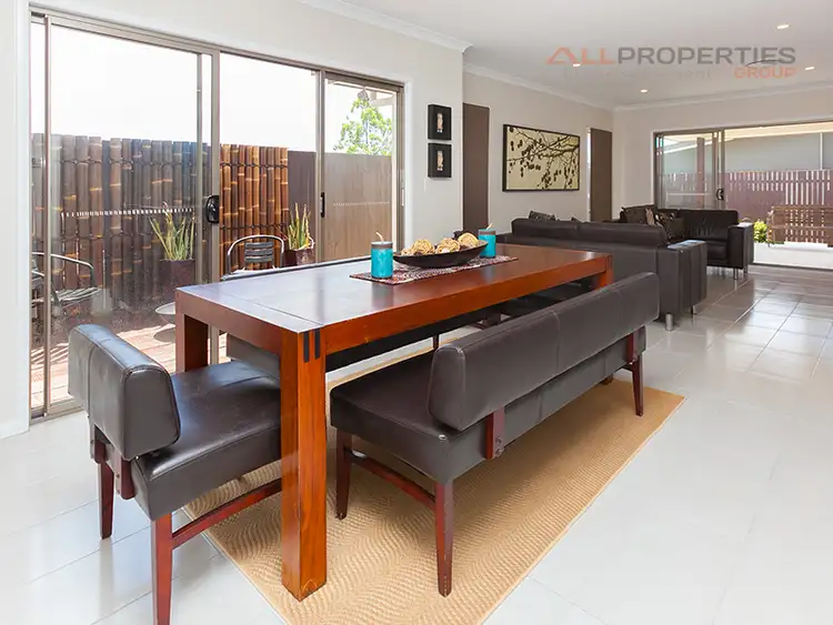 Sixth view of Homely house listing, 8 Rise Place, Heathwood QLD 4110