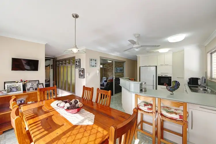 Sixth view of Homely house listing, 488 Elliott Heads Road, Woongarra QLD 4670