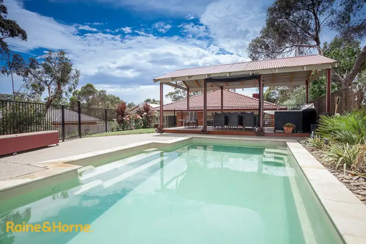 11 Swift Parrot Close, Sunbury VIC 3429