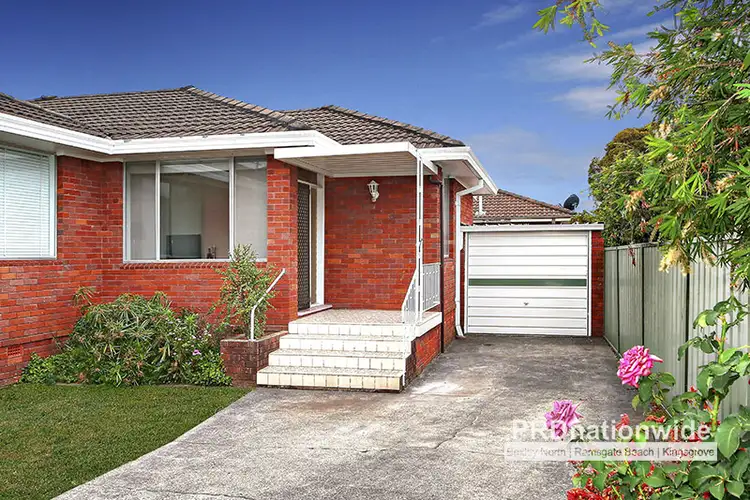 Main view of Homely villa listing, 4/38-40 Albert Street, Bexley NSW 2207