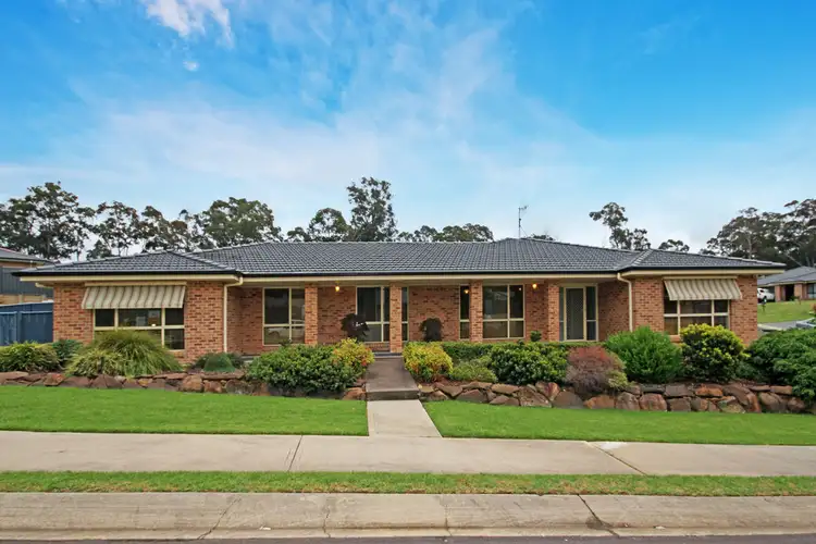1 Hartog Place, Sunshine Bay NSW 2536