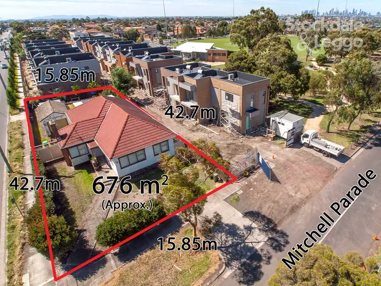 82 Mitchell Parade, Pascoe Vale South VIC 3044