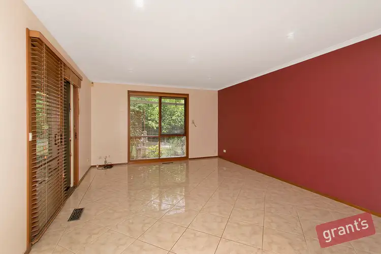 Sixth view of Homely house listing, 5 Nioka Court, Endeavour Hills VIC 3802