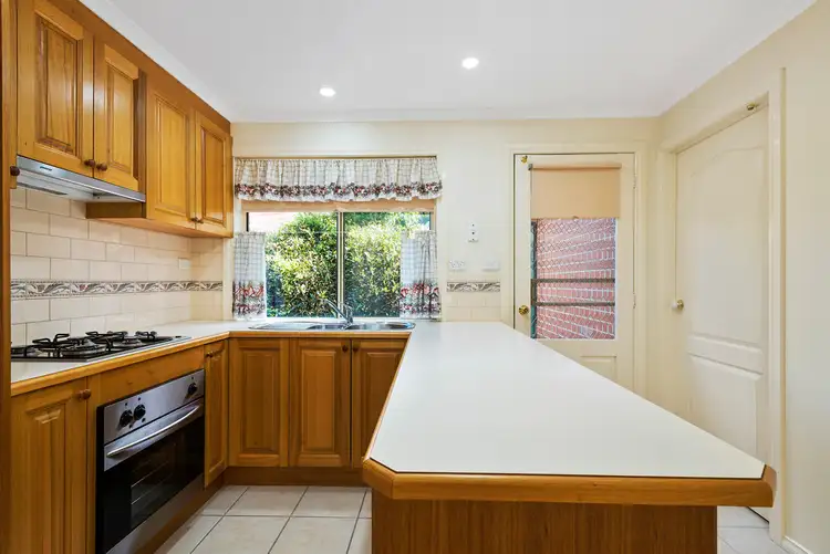 Fourth view of Homely unit listing, 2/34 Barton Street, Kyneton VIC 3444
